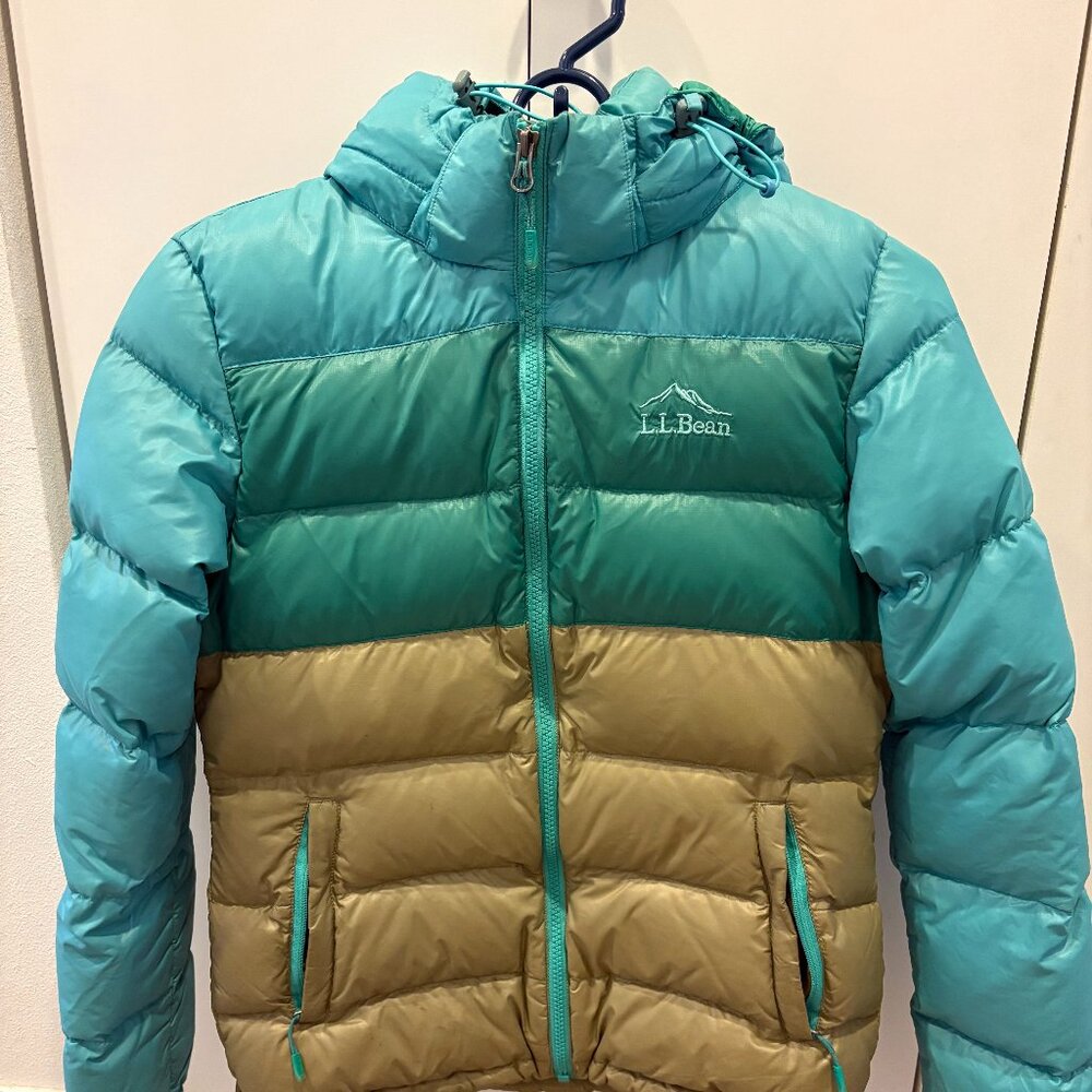 LL Bean Women's Puffer Jacket (size xs)